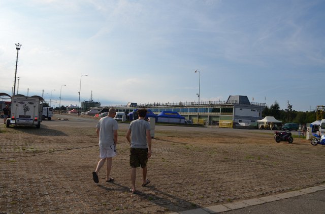 NIKON_20120805_082830