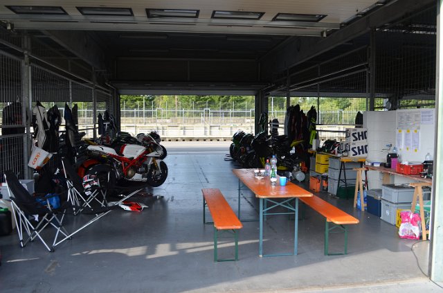 NIKON_20120805_083034