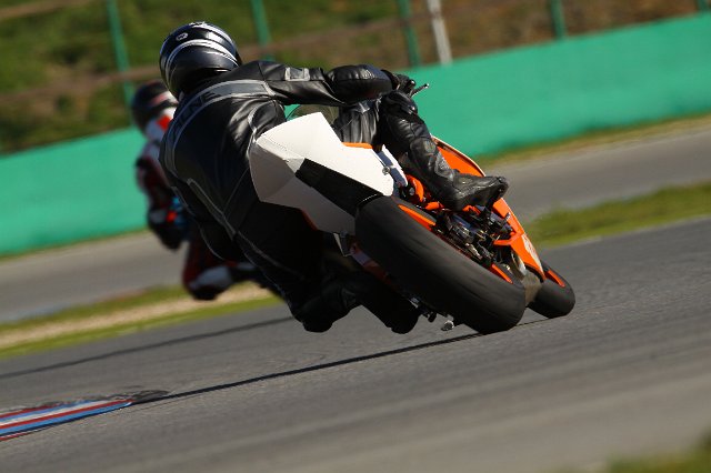 0704-0925MU1-009_704