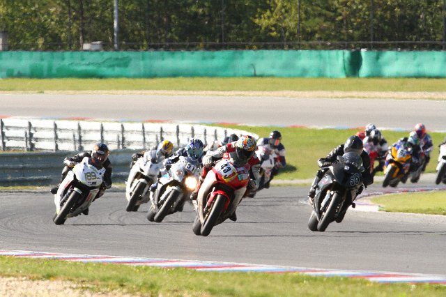 0189-0925RACE-003_189